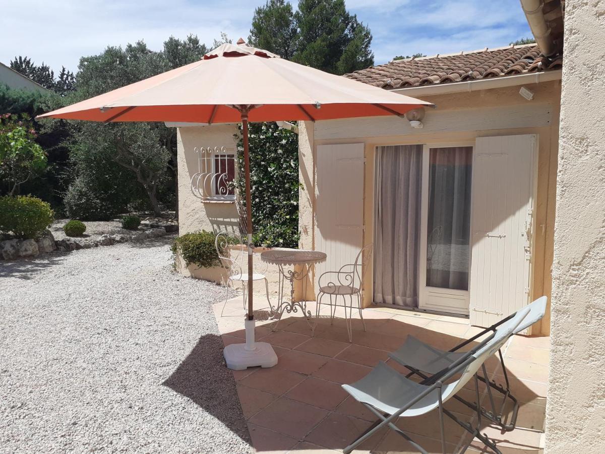Gite Provencal Independant Avec Piscine Chauffee : Le Suy Bien Flayosc Eksteriør billede